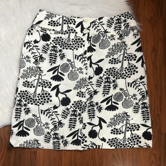 Harve Benard Dresses & Skirts - Harve Benard Linen Rayon Skirt 10 Black White